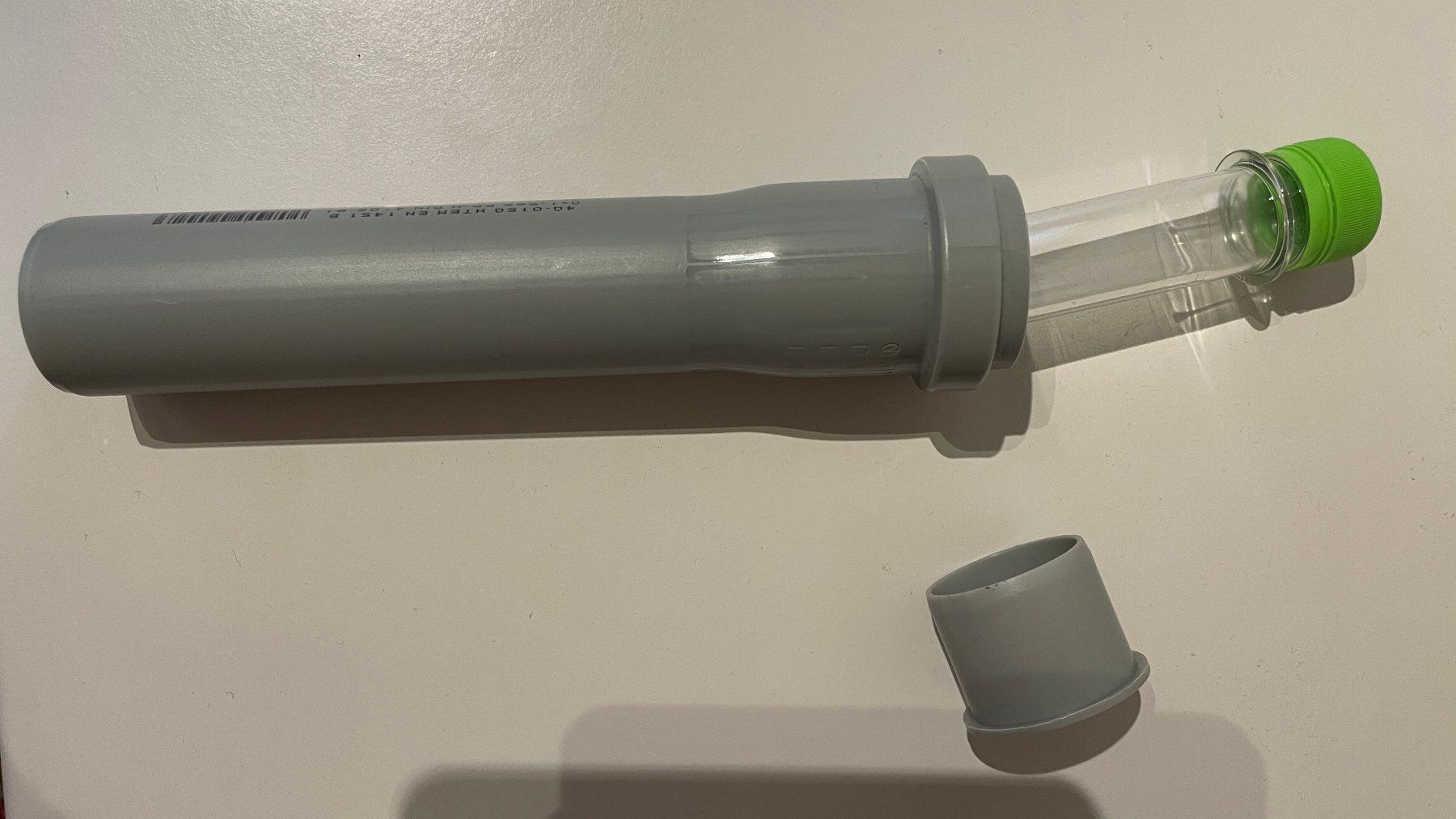 Behälter & Ähnliches: PVC Rohr Grau, DN 40, 20cm lang inkl. Deckel – Neu (gemäss Beschreibung) aus Glattfelden von cybermaxx 1