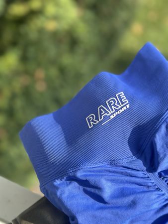 Rare Sport Short, blau, neuwertig, Gr. S
