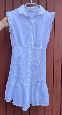 GUESS weisser mini Kleid, Grosse S (Perfekt fur die Sommer!)