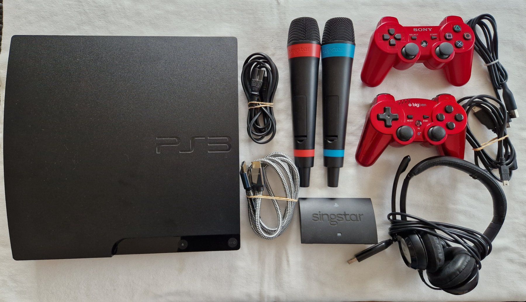 Sony Console: Ps3 Slim inkl. 46 Games + Sing Star + 2 Kontroller – Usato da Rebstein venduto da Ajs_Toy_Palast_1