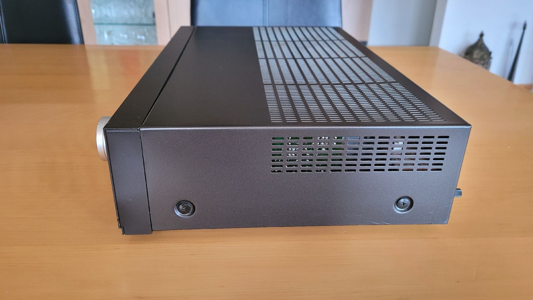 Technics Verstärker: Technics SU-V4X in Topzustand – Gebraucht aus Kirchdorf BE von Swiss-Pickers 1