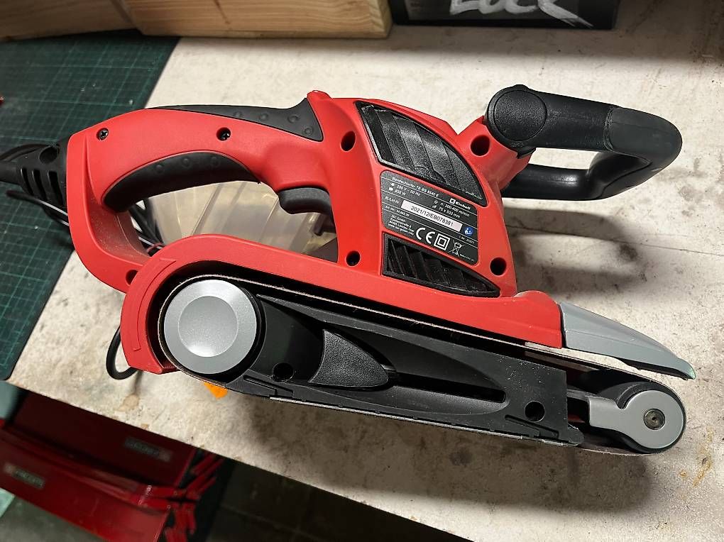 Einhell Smerigliatrici & Lucidatrici: Ponceuse à bandes - Einhell TE BS 8540 – Usato da Lausanne venduto da lae_c5zc 3