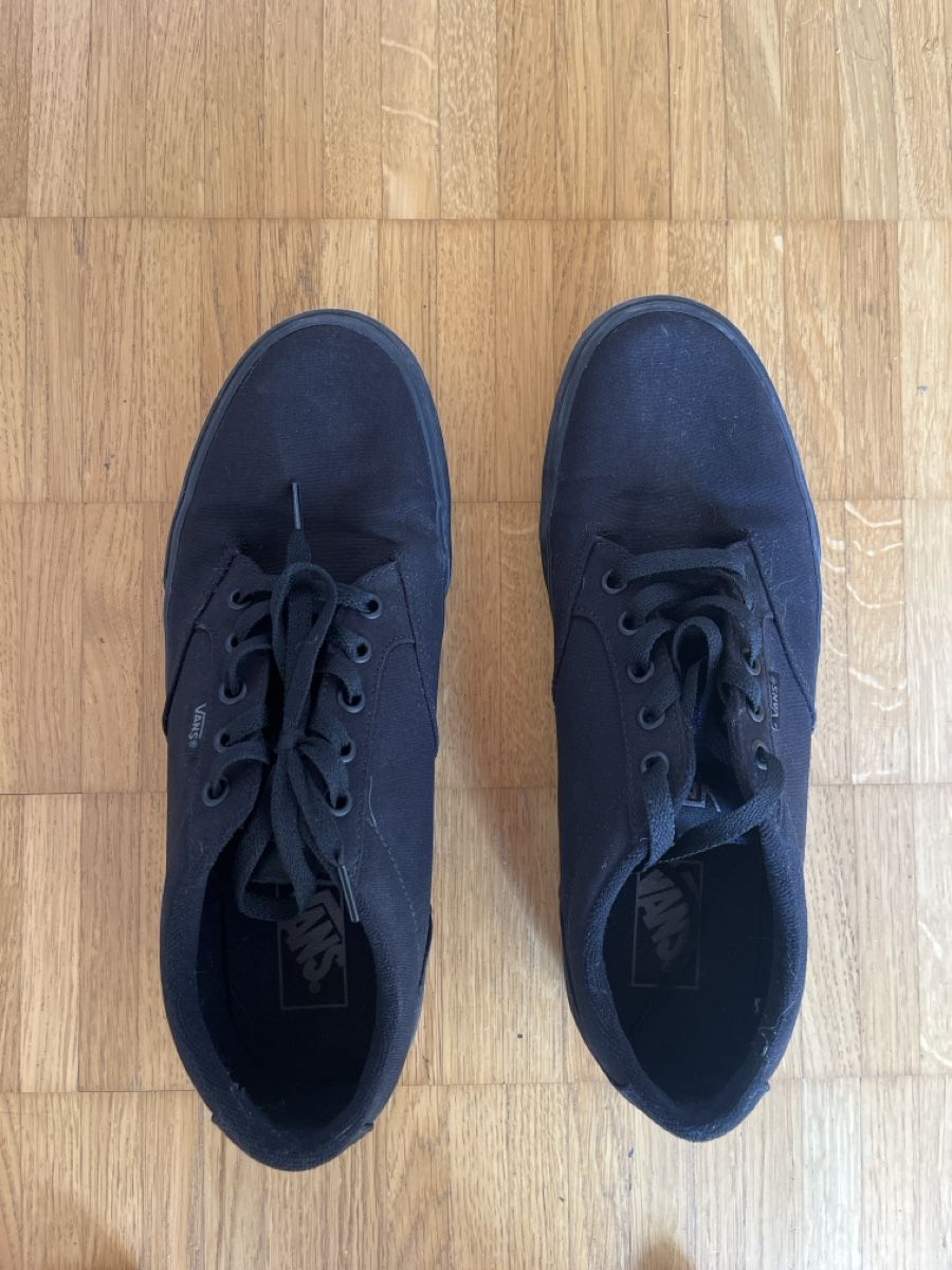 Vans Scarpe da uomo: Baskets Vans noir textile pointure 44 neuf – Nuovo (secondo la descrizione) da Magglingen/Macolin venduto da Bleurusse