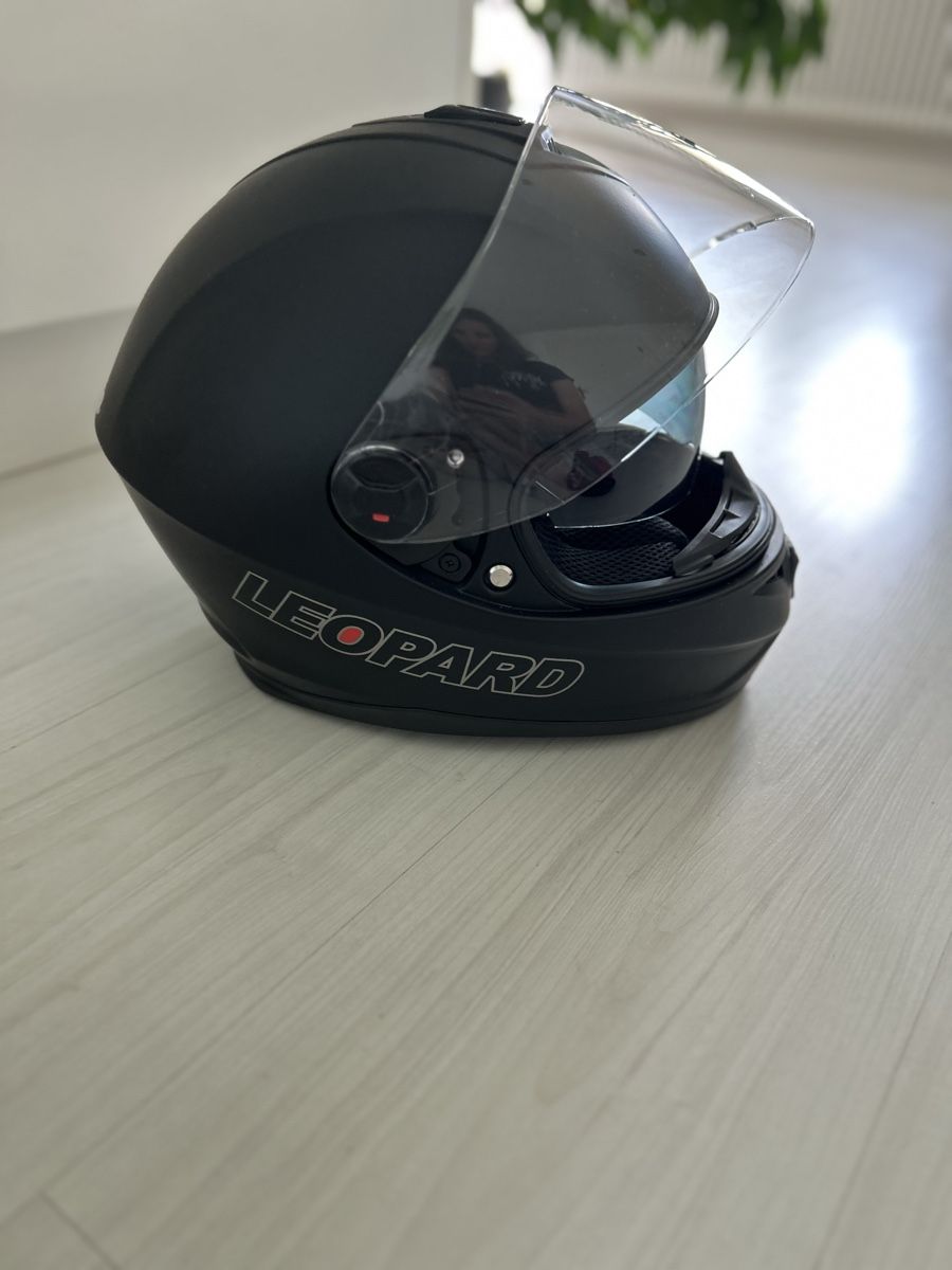 Caschi & visiere: Leopard XS Motorradhelm – Usato da Wallisellen venduto da sam_kf7w 1