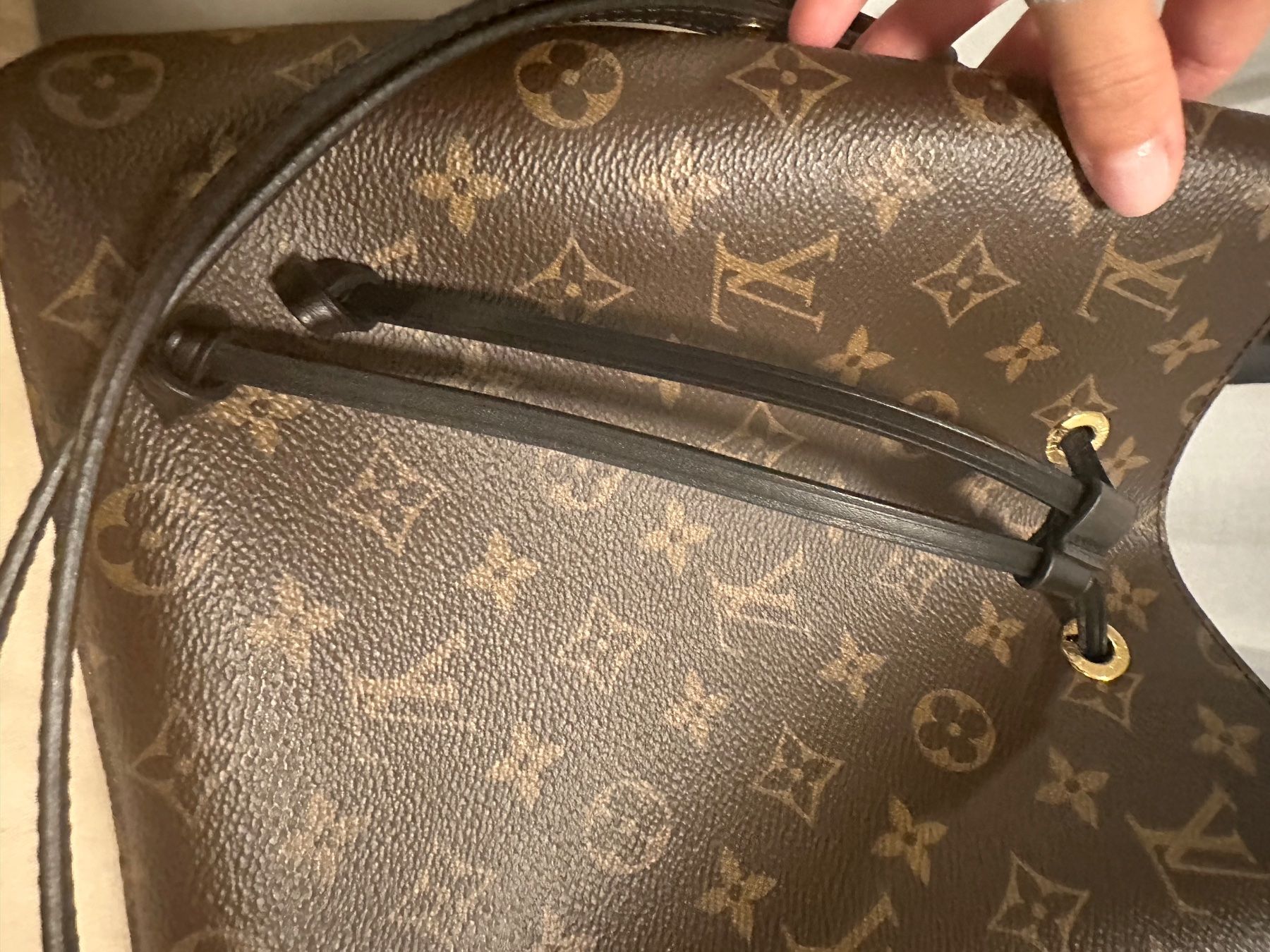 Louis Vuitton Borse da donna: Neonoe bag Louis Vuitton – Usato da Lugano venduto da S_nyr7 4