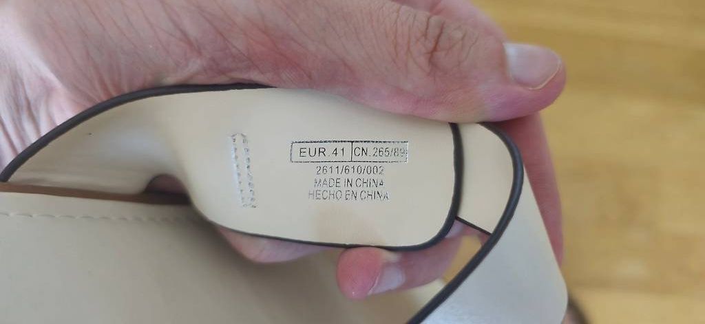 Zara Scarpe da donna: Zara Sandalen mit Schnallen 41 – Nuovo (secondo la descrizione) da Zürich venduto da ale_xxz7 2