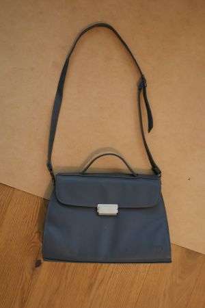 Graue Schultertasche / Handtasche, Top Zustand!