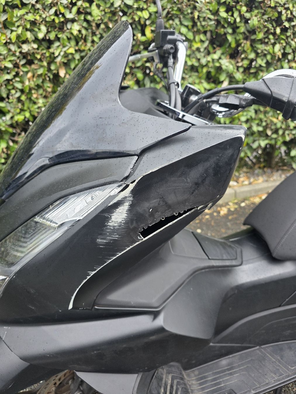 Honda Scooter: Honda pcx 125 – Usato da Bouveret venduto da PPacheco 2