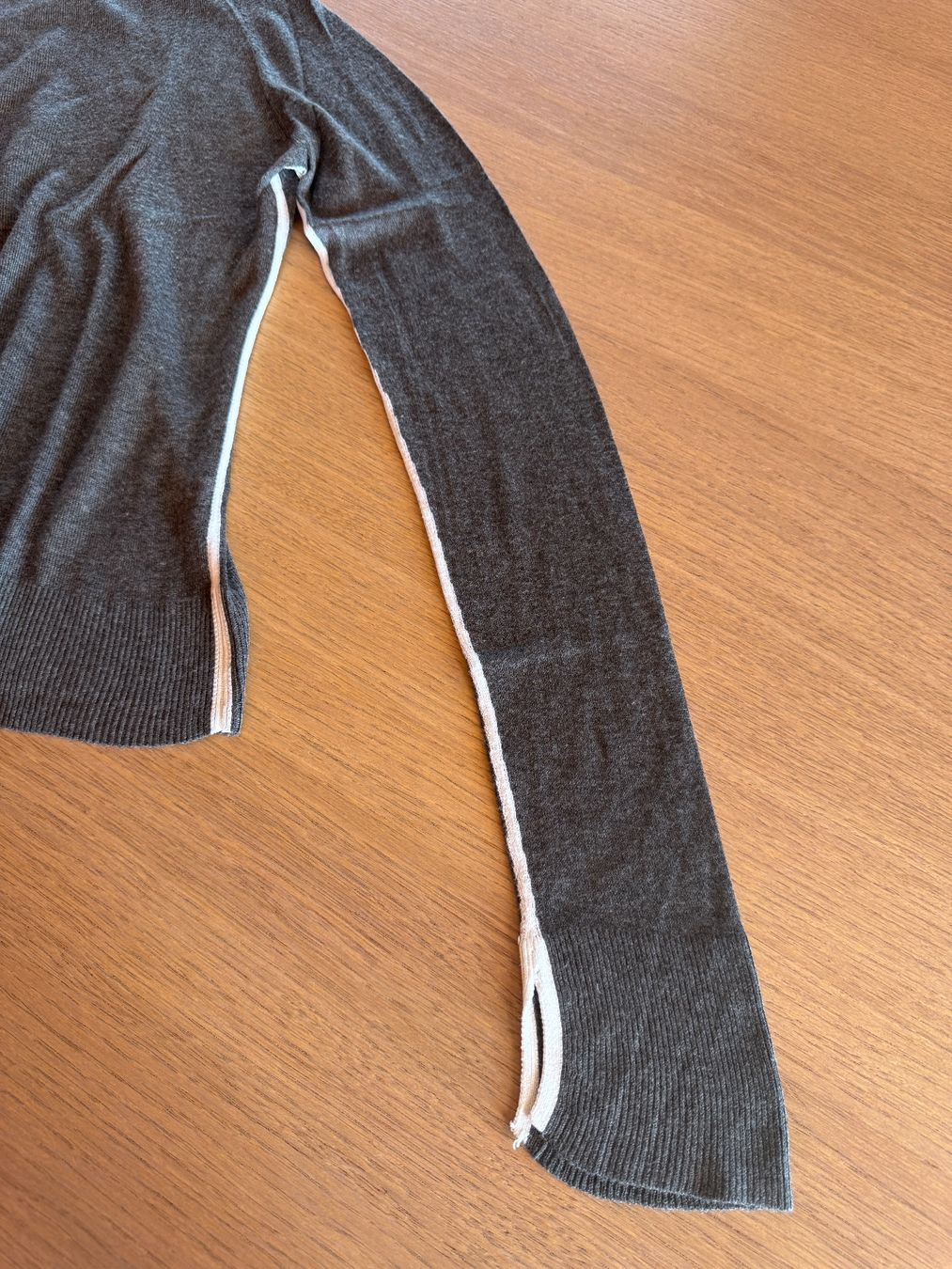 Zara Maglioni & Felpe: Pull gris foncé Zara en tricot léger - taille S – Usato da Genève venduto da Lucie.hwrth 1