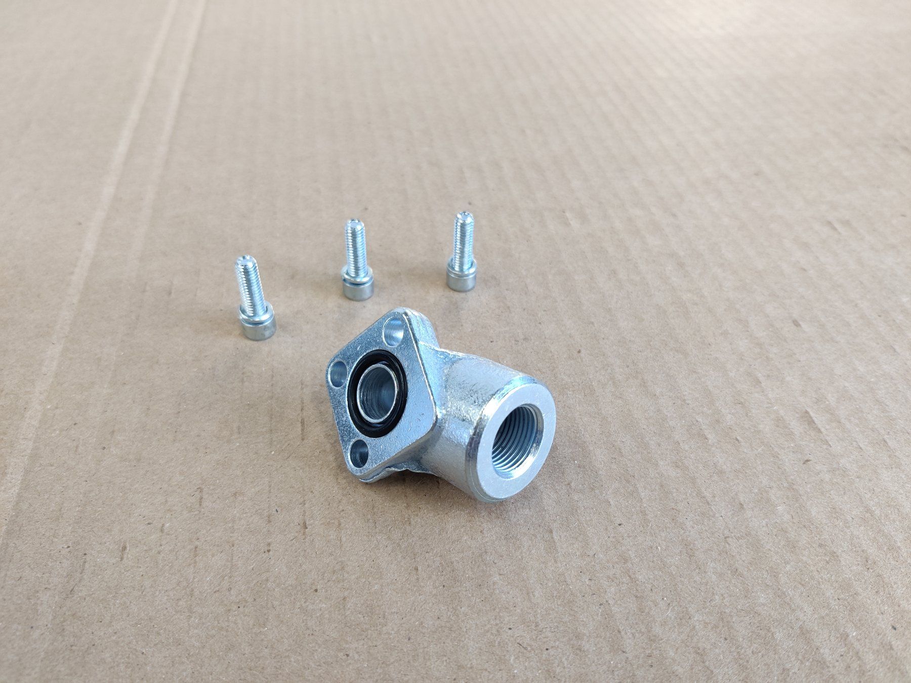 Pumpen & Teile: Winkel-Flanschstutzen RPA 1/38 M – Neu und originalverpackt aus Fischbach-Göslikon von Elektromech_Verkauf