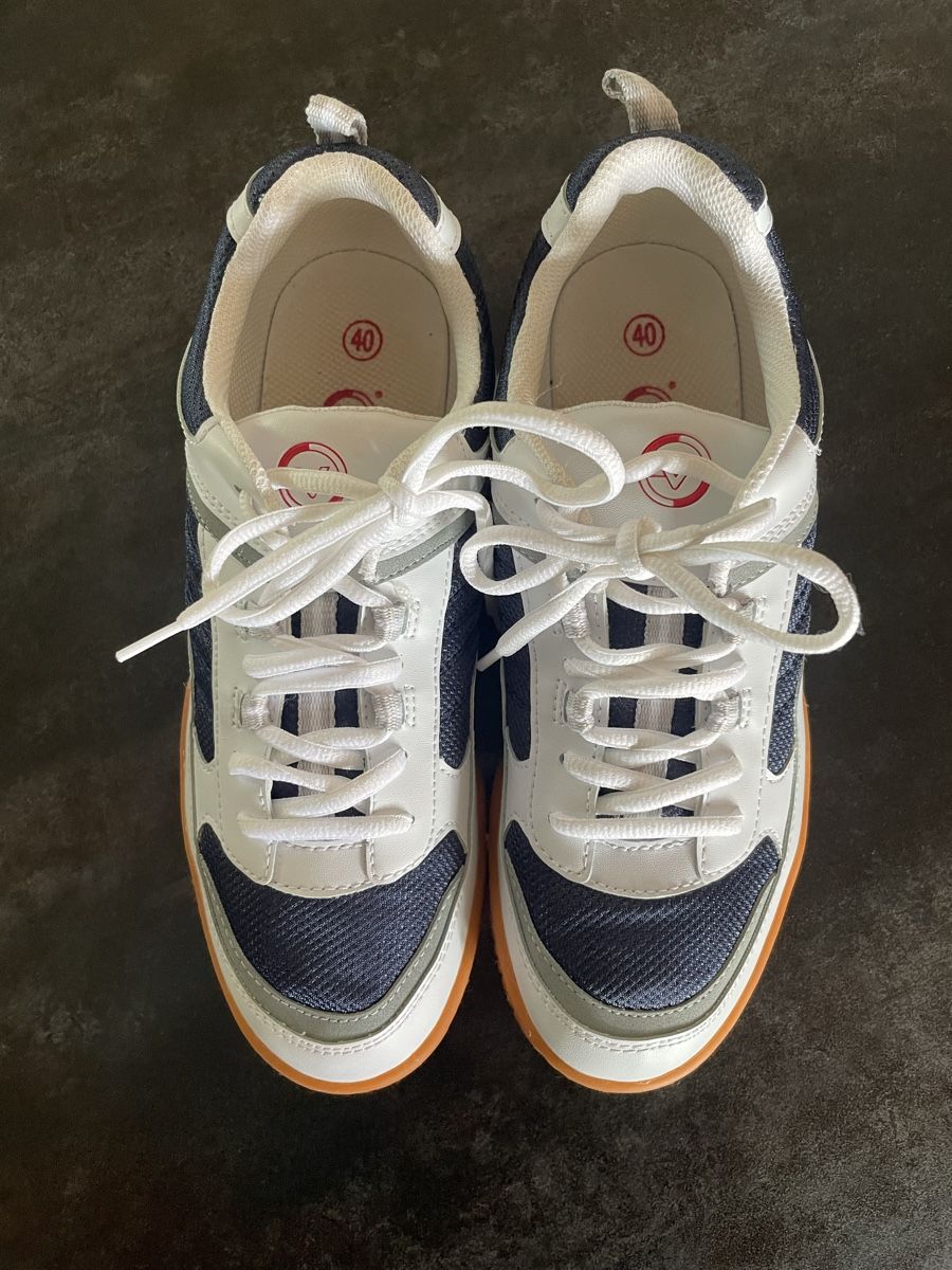 Victory Scarpe da uomo: Chaussures Sneakers Vintage Victory Taille 40 – Usato da Vallamand venduto da Bricbracbroc82 4