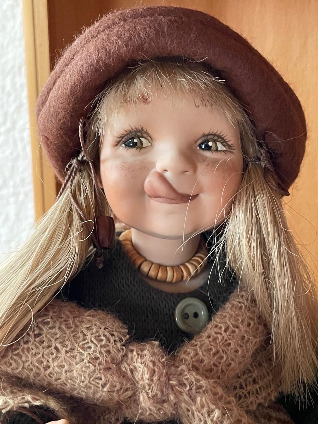 Puppen: Porzellanpuppe Montedragone – Gebraucht aus Frick von Katharina_N