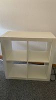 Zwei Stück: 4er IKEA KALLAX Regale weiss