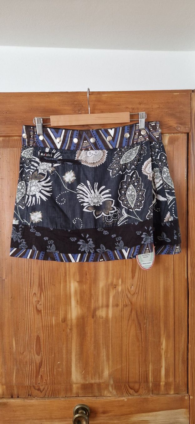Moshiki Gonne: Moshiki Jupe Reversible neu – Nuovo e nell'imballaggio originale da Rifferswil venduto da maruna