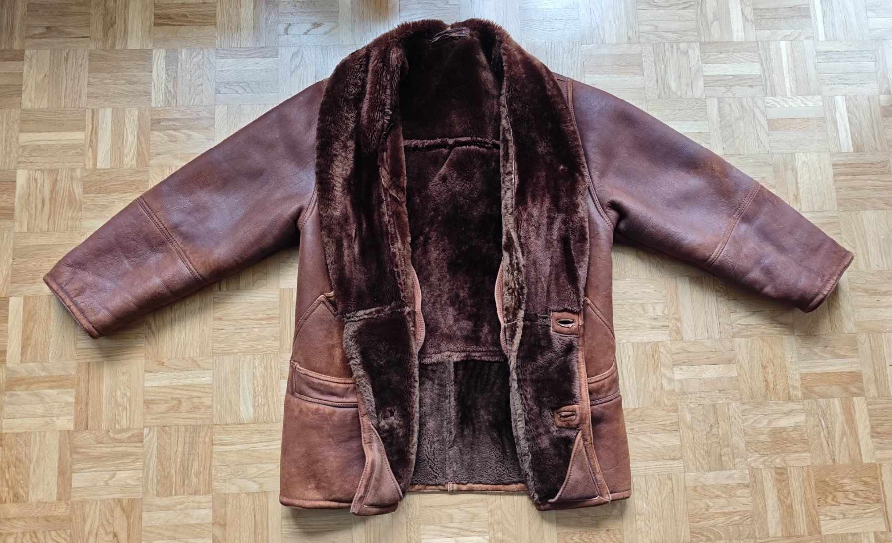 Cappotti: Originaler hochwertiger Vintage Shearling Ledermantel – Usato da Liebefeld venduto da manyawoods 1