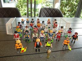 Playmobil Fussball international mit Pokal