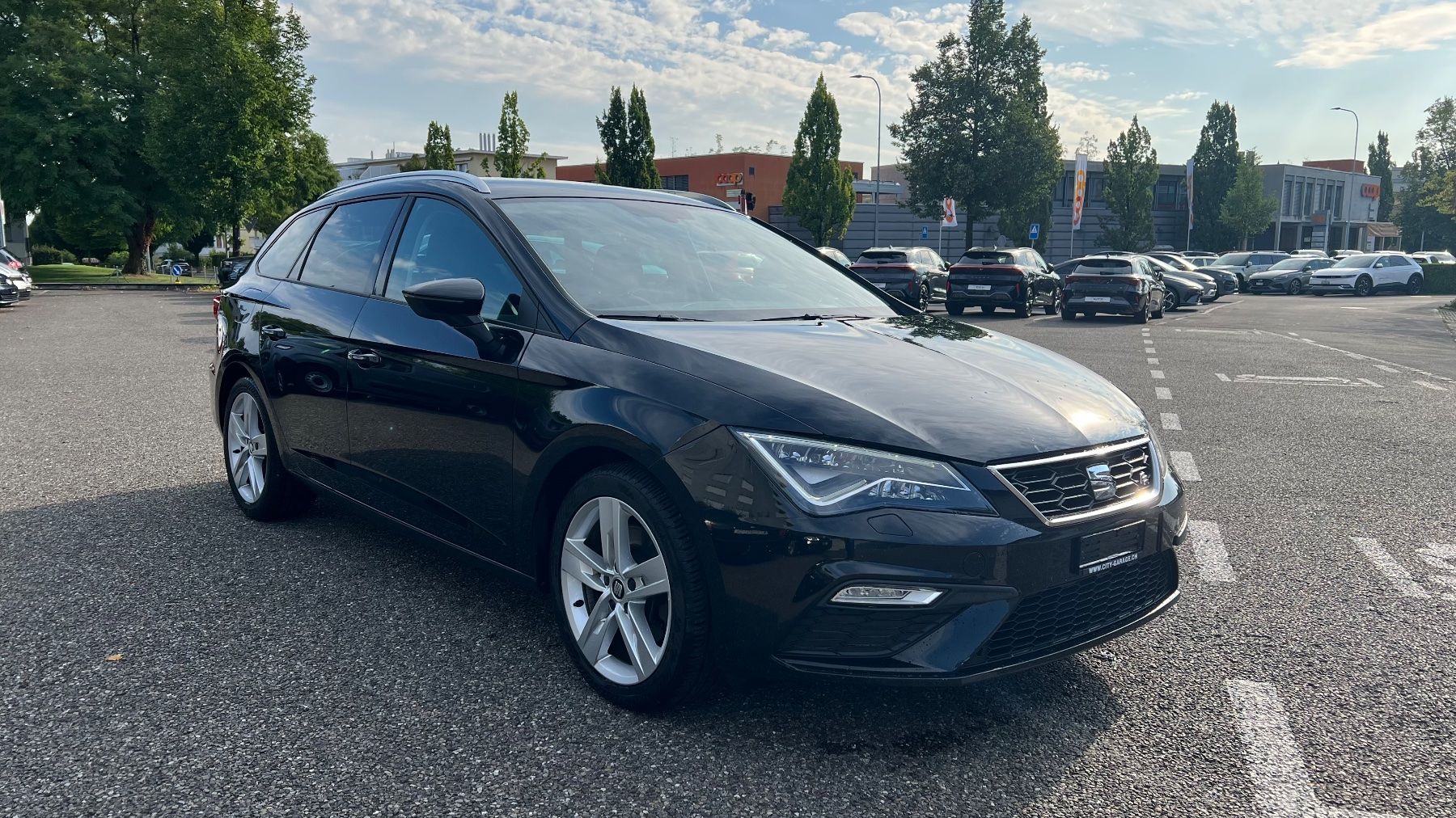 Seat Automobili: Seat Leon ST 2.0 TDI 184PS FR DSG – Usato da Goldach venduto da CityGOAuktion 1