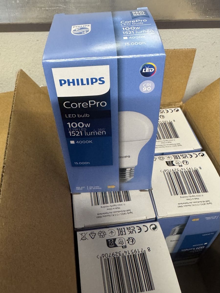 Lampade: Philips CorePro LED Birne 20 stk. Neu – Nuovo (secondo la descrizione) da Schlieren venduto da Freundlich02 3
