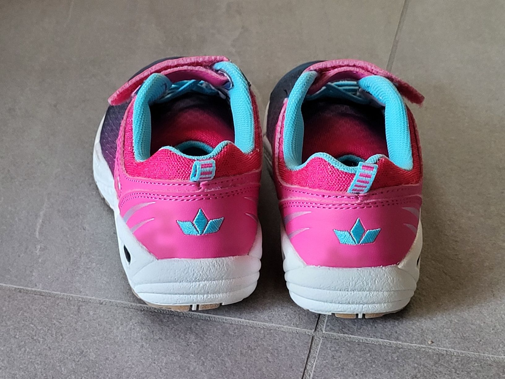 Schuhe für Mädchen: LICO Kinder (Hallen-)Turnschuhe Grösse 32 – Gebraucht aus Oberwangen TG von Murmel82 3