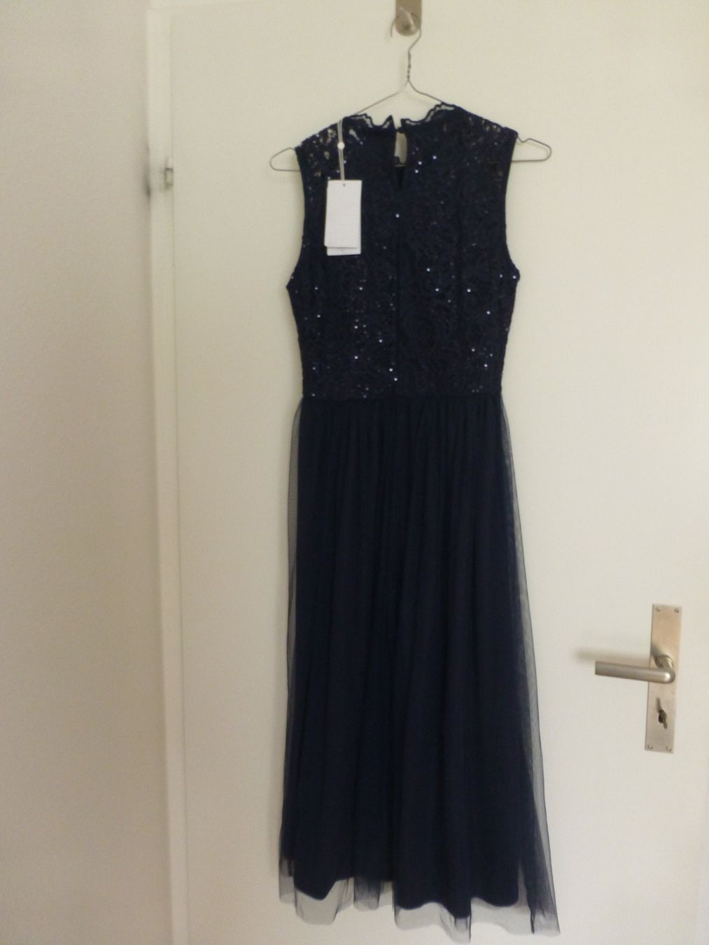 Vila Vestiti: Vila Ballkleid dunkelblau 34 – Nuovo (secondo la descrizione) da Zürich venduto da Betula11 4