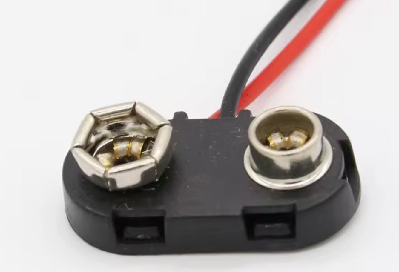 Componenti elettronici: 9V Batterien Stecker aus Hartplastik (2er Pack) – Nuovo (secondo la descrizione) da Liestal venduto da Kratzilla 1
