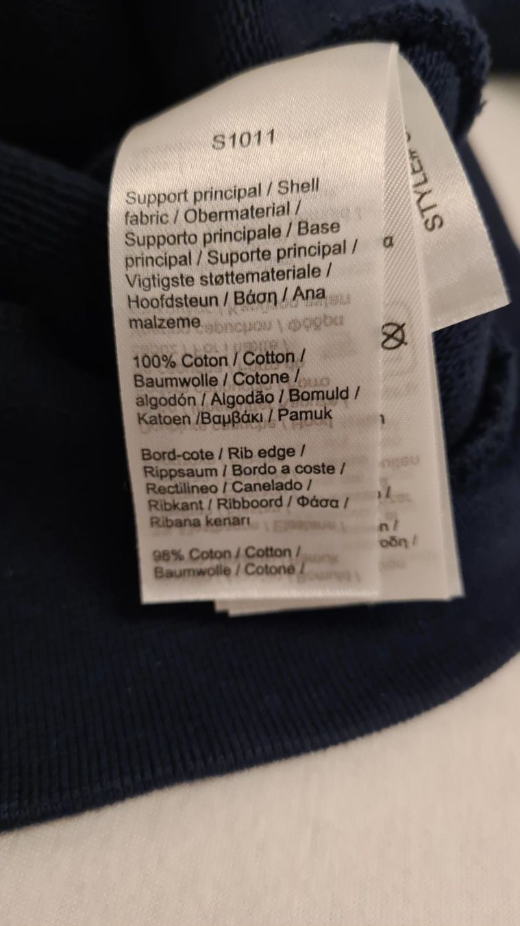 Lacoste Pullover & Sweatshirts: Lacoste Kapuzenpullover – Neu (gemäss Beschreibung) aus Hausen am Albis von Dorinan 3