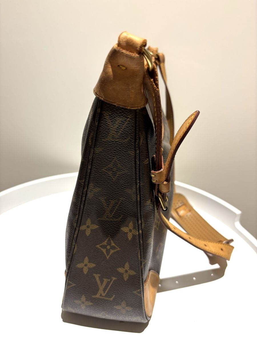 Louis Vuitton Taschen: Louis Vuitton Bologne 30 – Gebraucht aus Winterthur von Atelier.W 8