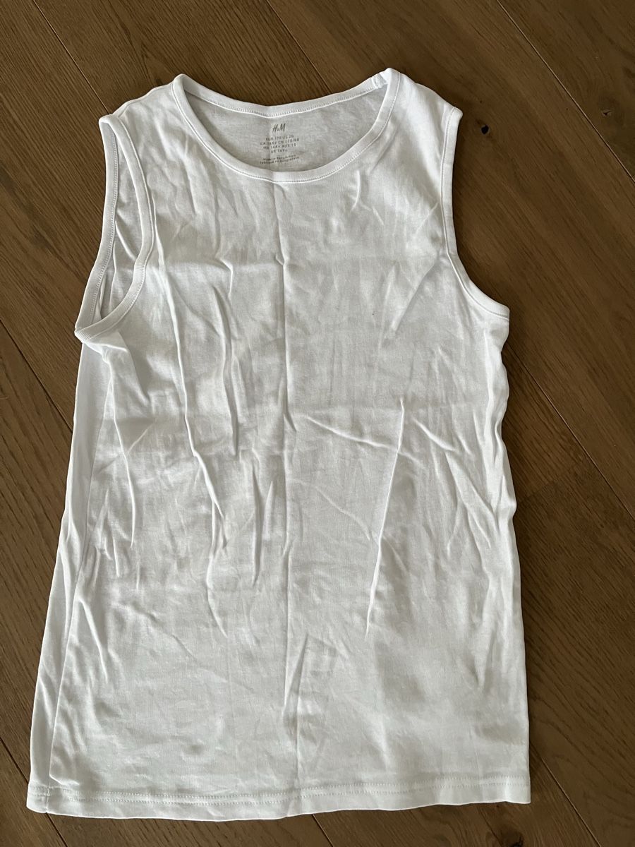 H&M Biancheria intima: 5 Unterhemden H&M Grösse 170 – Usato da Küttigen venduto da csei 1