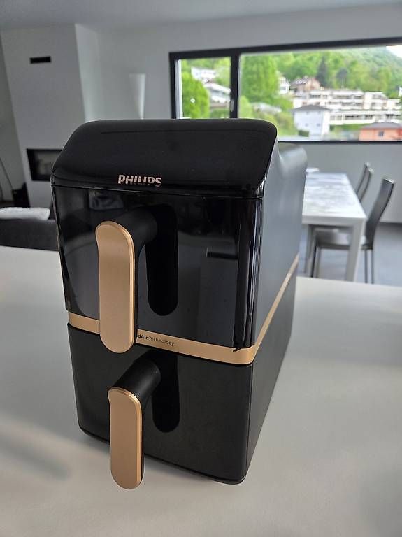 Elettrodomestici da cucina: Friggitrice ad aria philips 10 l. – Usato da Cadro venduto da Ema710