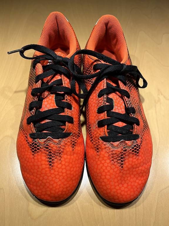 Adidas Scarpe da uomo: Adidas Fussballschuhe – Usato da Meikirch venduto da Mariamole