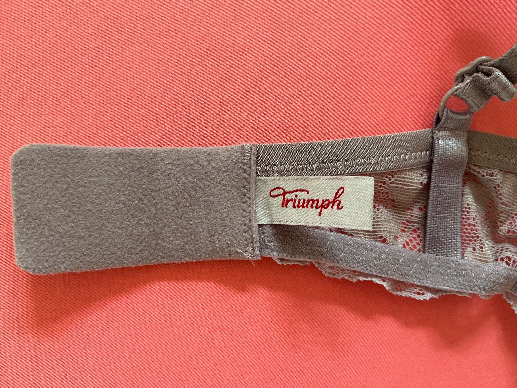 Triumph Altra biancheria intima: 3 Triumph BH, Gr. 75B – Usato da Cormondrèche venduto da fra_gn5t 6