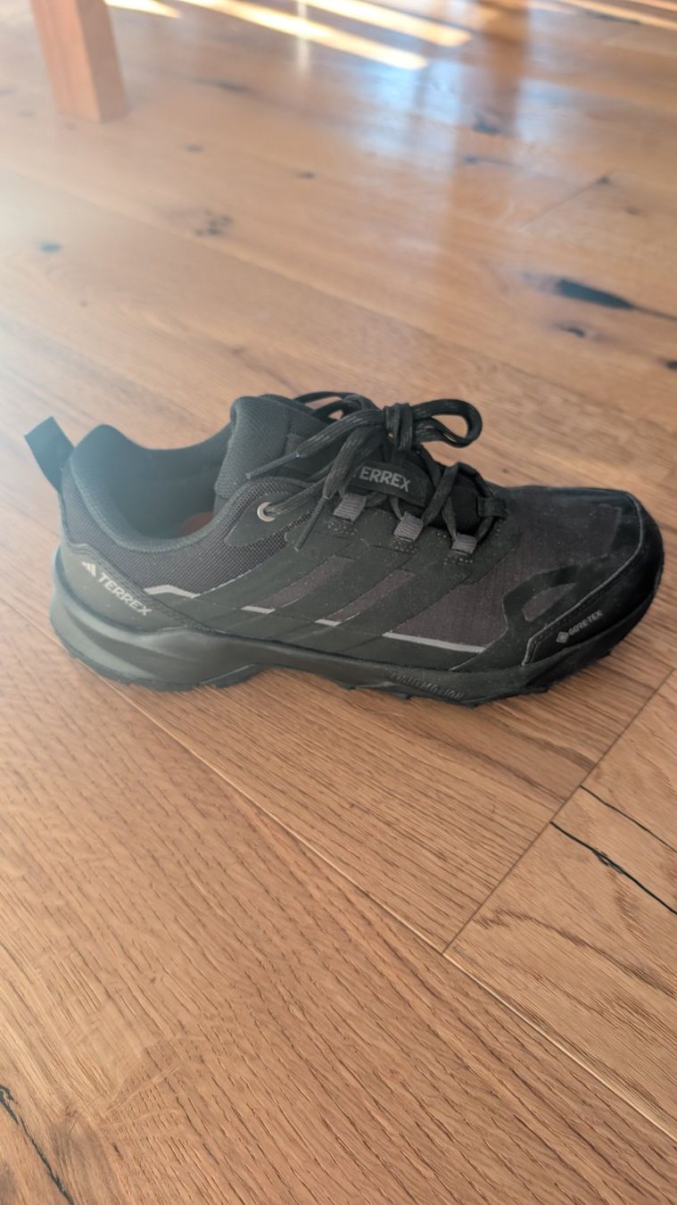 Adidas Chaussures hommes: Adidas Terrex Wanderschuhe schwarz Grösse 43 1/3 – Neuf (Voir description) à Birrhard par jjhitos 1