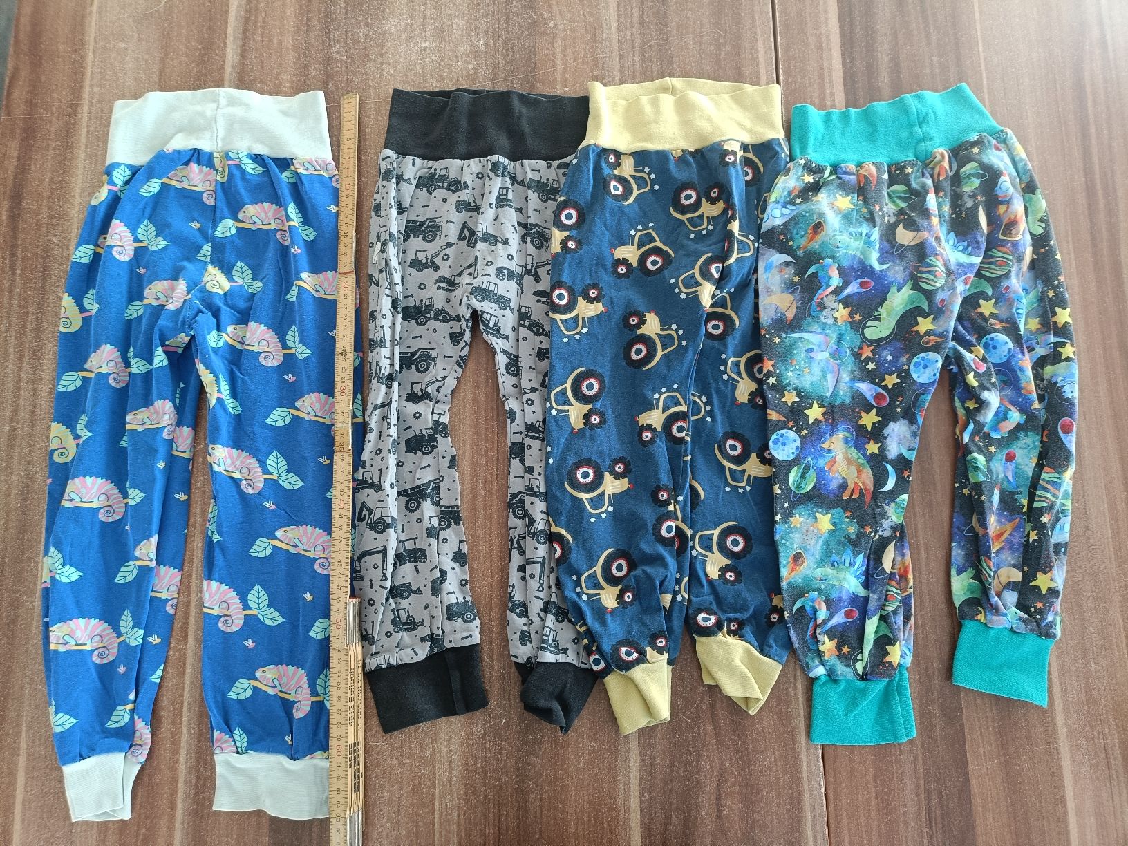 Pantaloni: Pumphosenset 98/104-110 – Usato da Biberist venduto da Stylux01