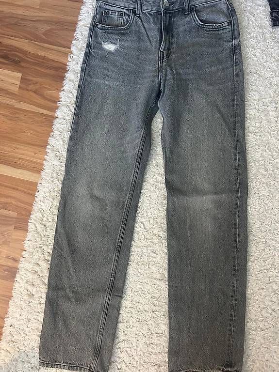 Jeans: Graue Jeans – Usato da Nürensdorf venduto da pgiuga