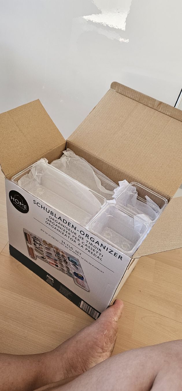 Contenitori edile: Schubladen Organizer 24 Tlg. set – Usato da Bad Ragaz venduto da Fai_hg8t 1