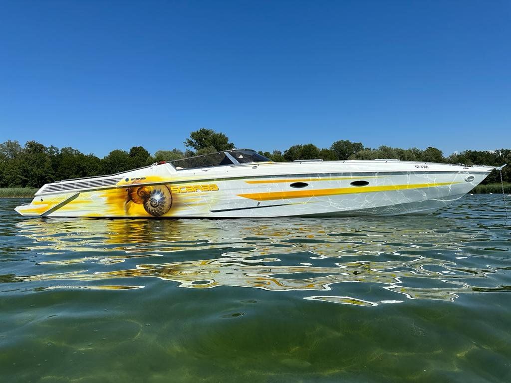 Scarab Bateaux: WELLCRAFT SCARAB 34 2X 500 PS – D'occasion à Avenches par BOOTTRANSPORTE