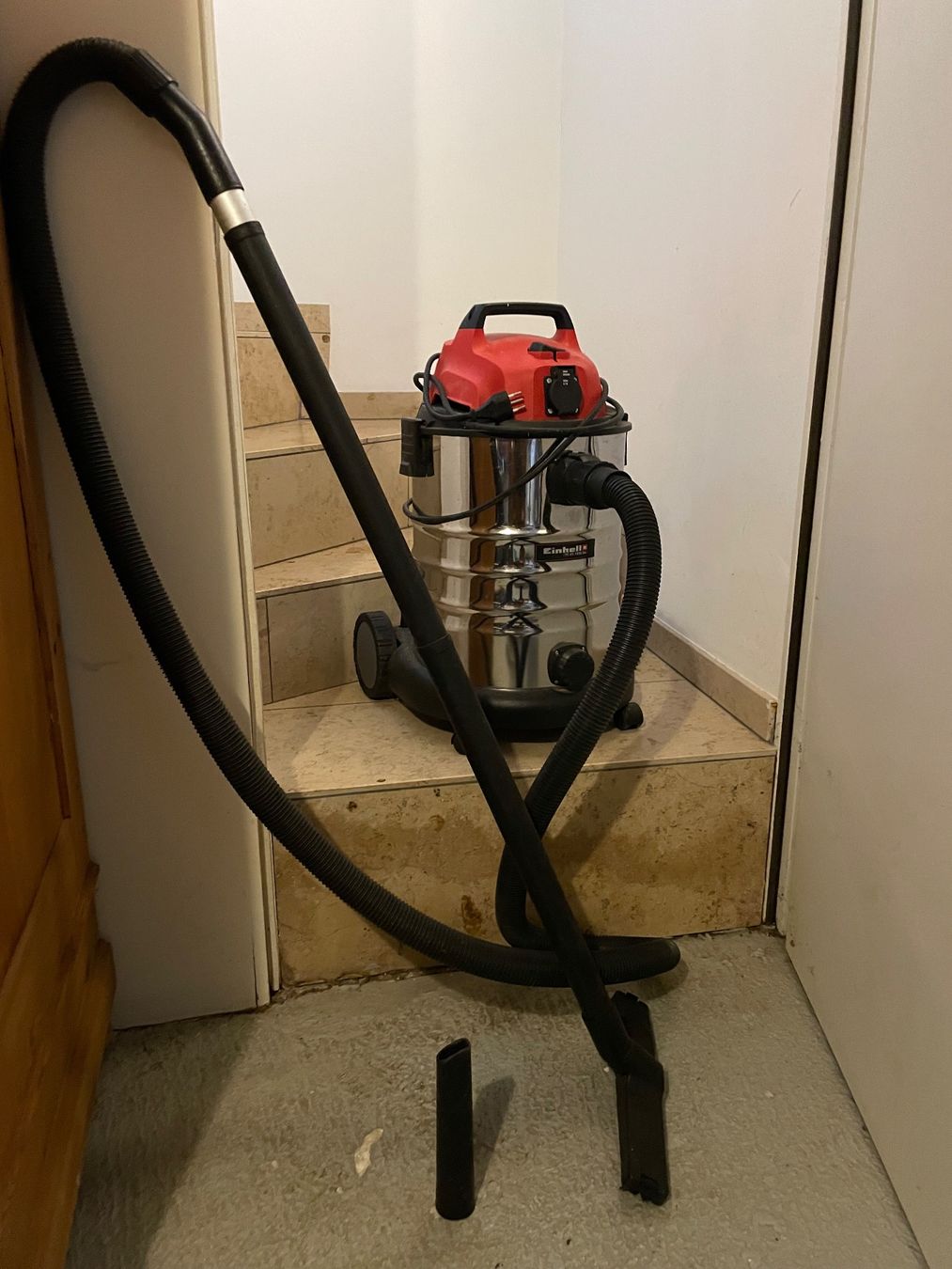 Einhell Aspirateurs & Accessoires: Einhell Nassstaubsauger – D'occasion à Ebmatingen par glip