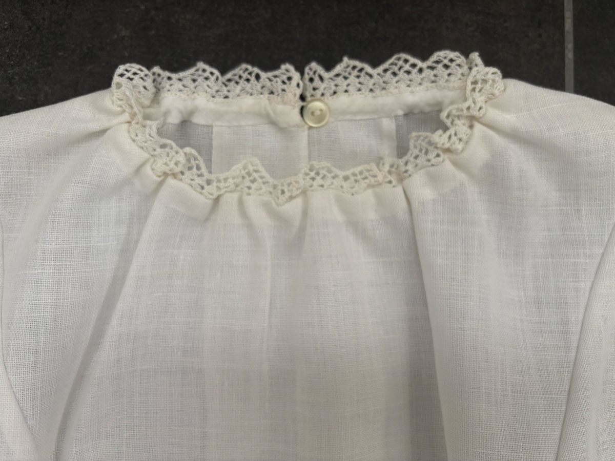 Vestiti: H. Moser Dirndl Gr. 42, Leinendirndl mit 2 Blusen. – Nuovo (secondo la descrizione) da Termen venduto da rowi13 9