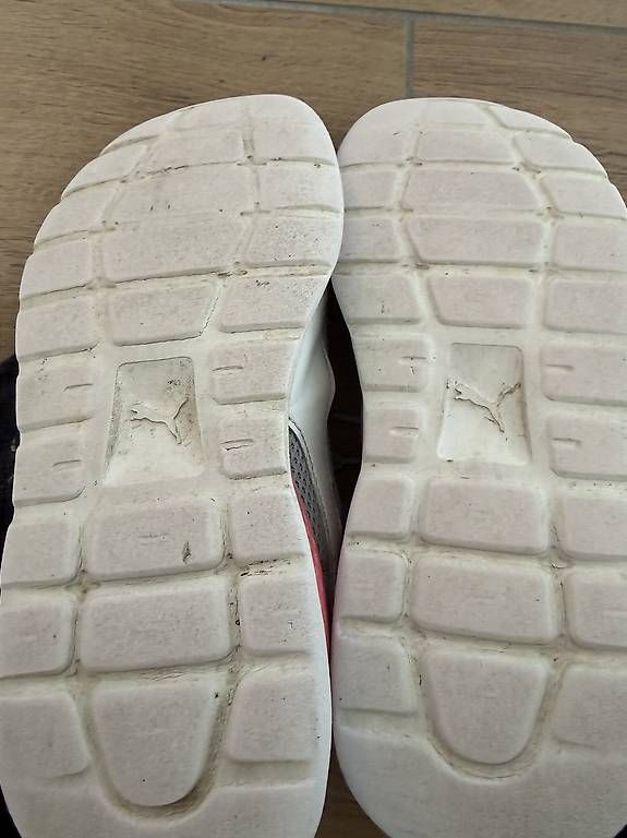 Chaussures femmes: Sneakers – D'occasion à Basel par Frani010 3