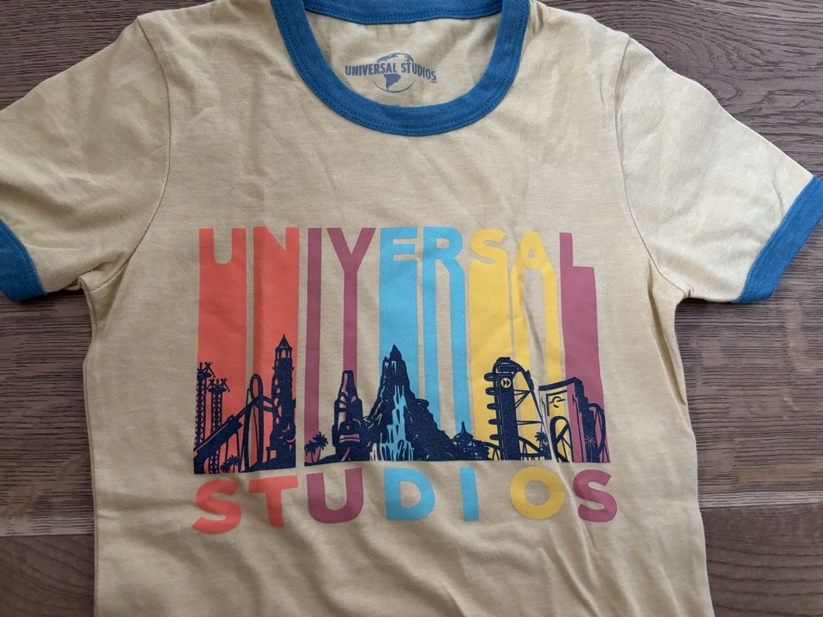 T-shirt: Universal Studios Shirt – Usato da Würenlos venduto da Ashley24 1