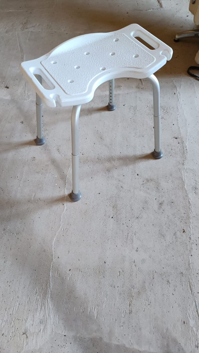 Hocker: Douchhocker  – Gebraucht aus Steinhof SO von Prim02