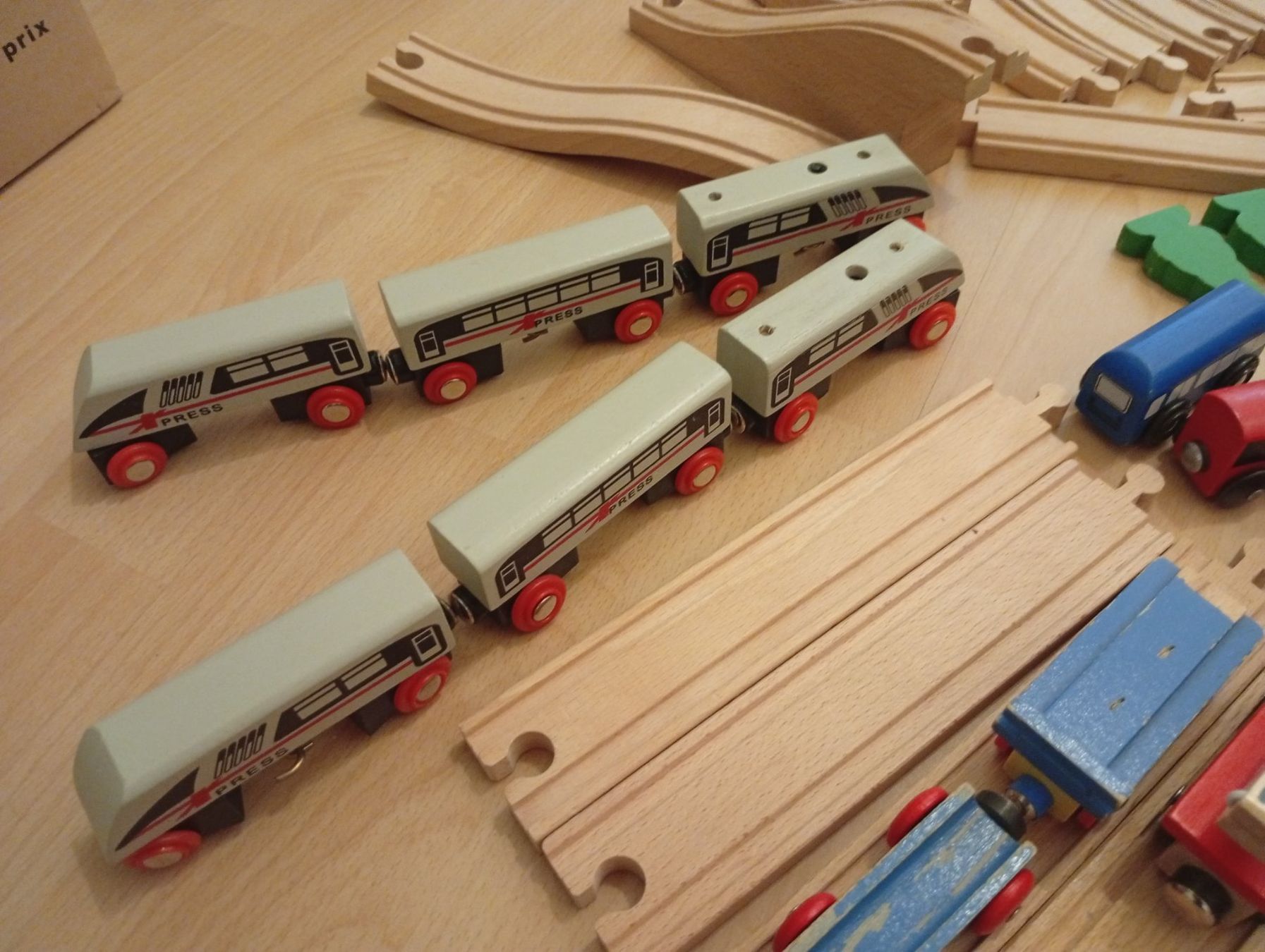 Brio Spielzeuge: Großes Brio Holzeisenbahn Set – Gebraucht aus Winterthur von Rogue01 1