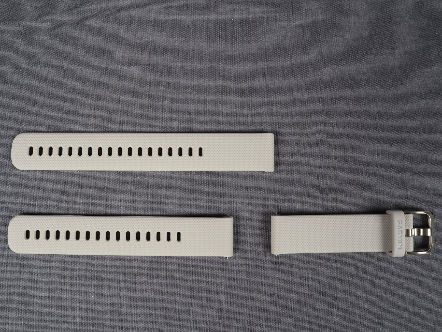 Bracciali & Braccialetti: GARMIN Quick Release 18mm Band Light Sand – Nuovo (secondo la descrizione) da Steinen venduto da Restwert_Steinen 1