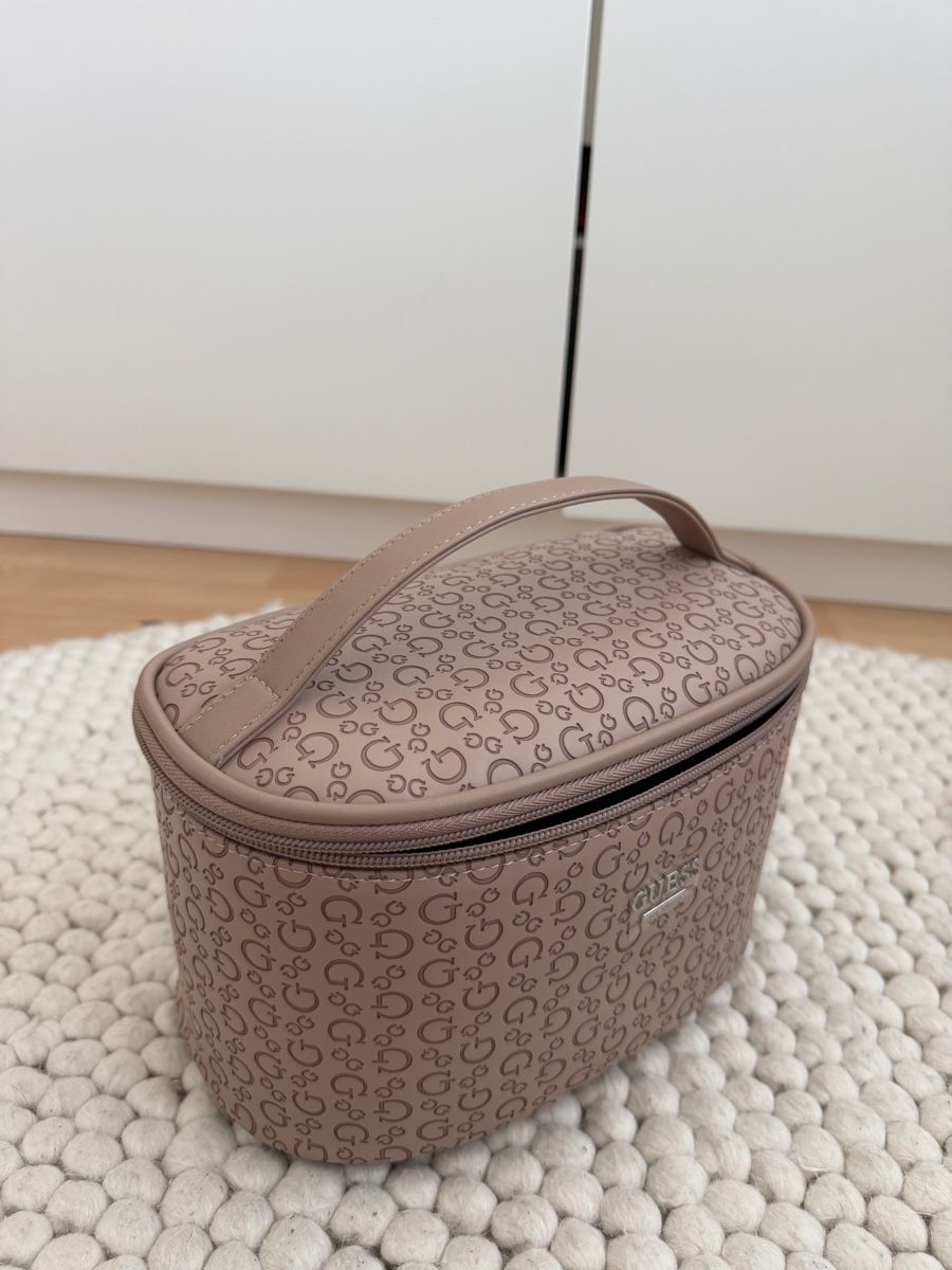 Guess Custodie per cosmetici: GUESS - Kosmetiktasche  – Nuovo e nell'imballaggio originale da luzern venduto da 1Merita 2