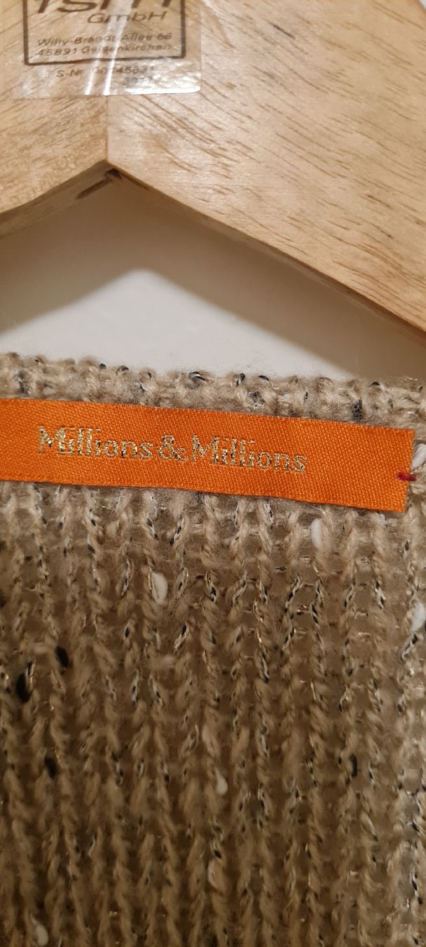 Maglioni & Felpe: Millions & Millions Pullover beige V-Ausschnitt Grösse M – Nuovo (secondo la descrizione) da Kloten venduto da waterdude69 1