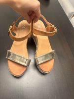 Sommer Sandalen Keilabsatz Gr. 38 Braun/Gold Top!