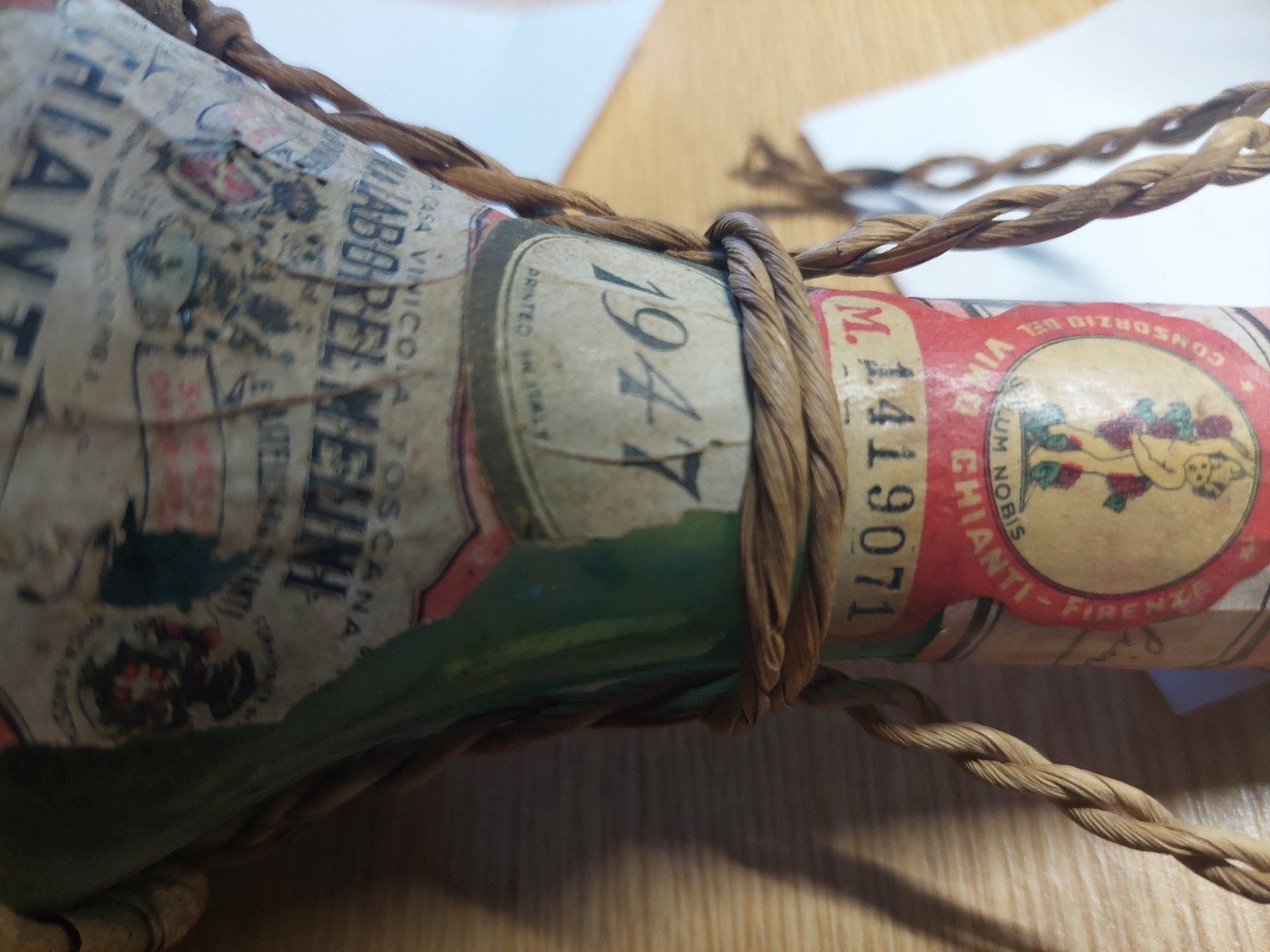 Bottiglie: Chianti Wein Flasche 1947 mit Strohkorb – Usato da Veltheim AG venduto da fredy_richner 5
