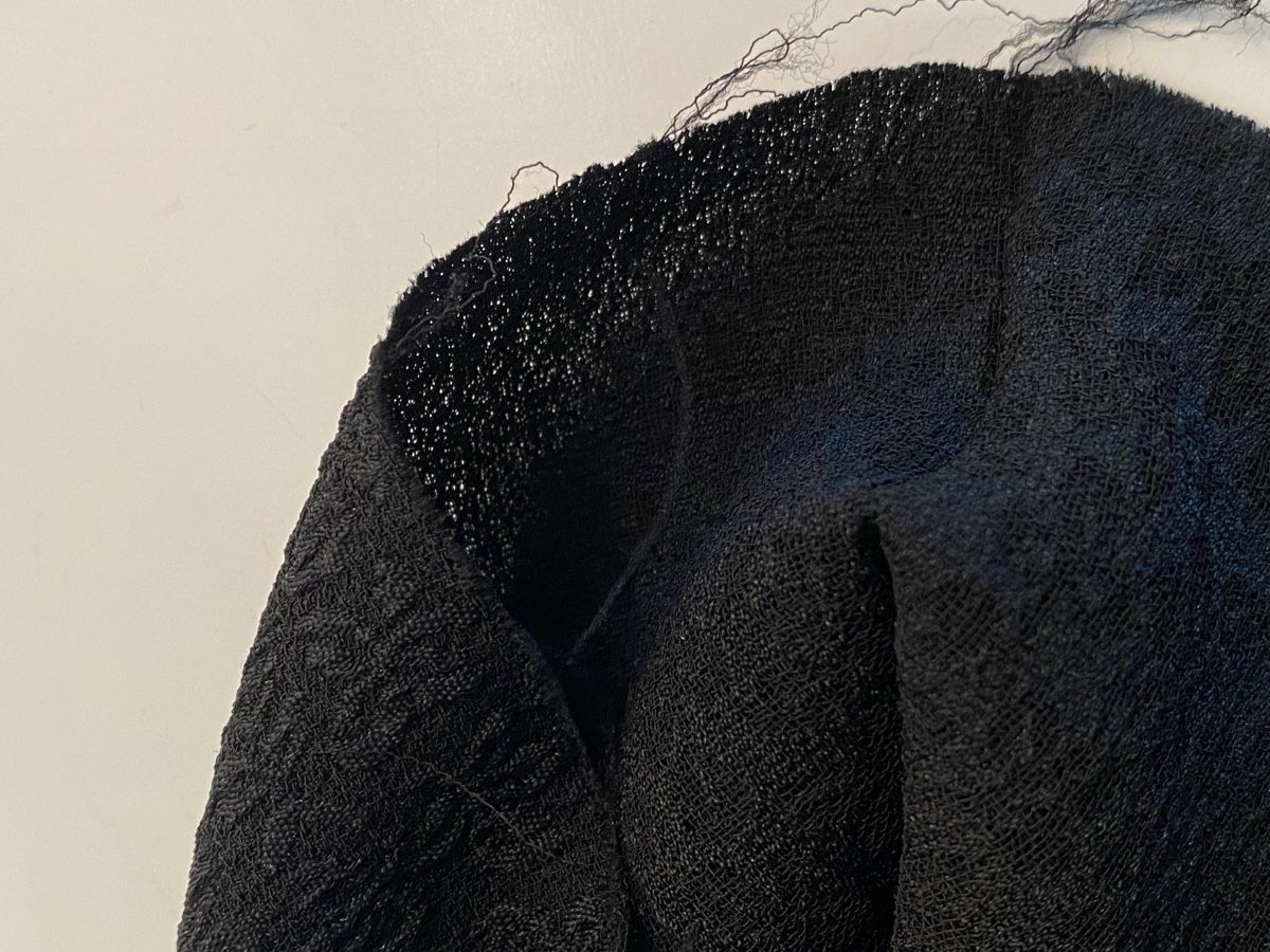 Stoffe: Stoff Schwarz mit Muster Grösse ca 420x88cm  – Neu (gemäss Beschreibung) aus Flawil von sonnengeist 2