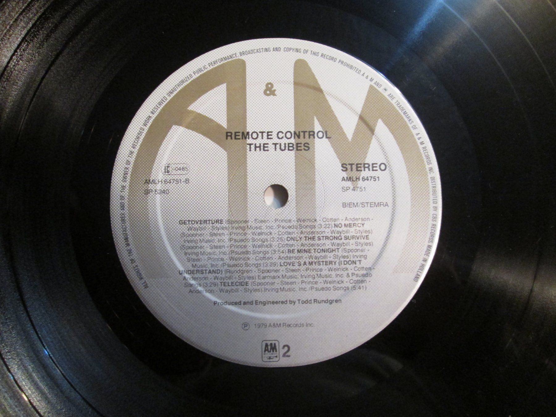 Dischi in vinile: Vinyle 33t The Tubes - Remote Control (1979) – Usato da la Chaux-de-Fonds venduto da Lampe 2