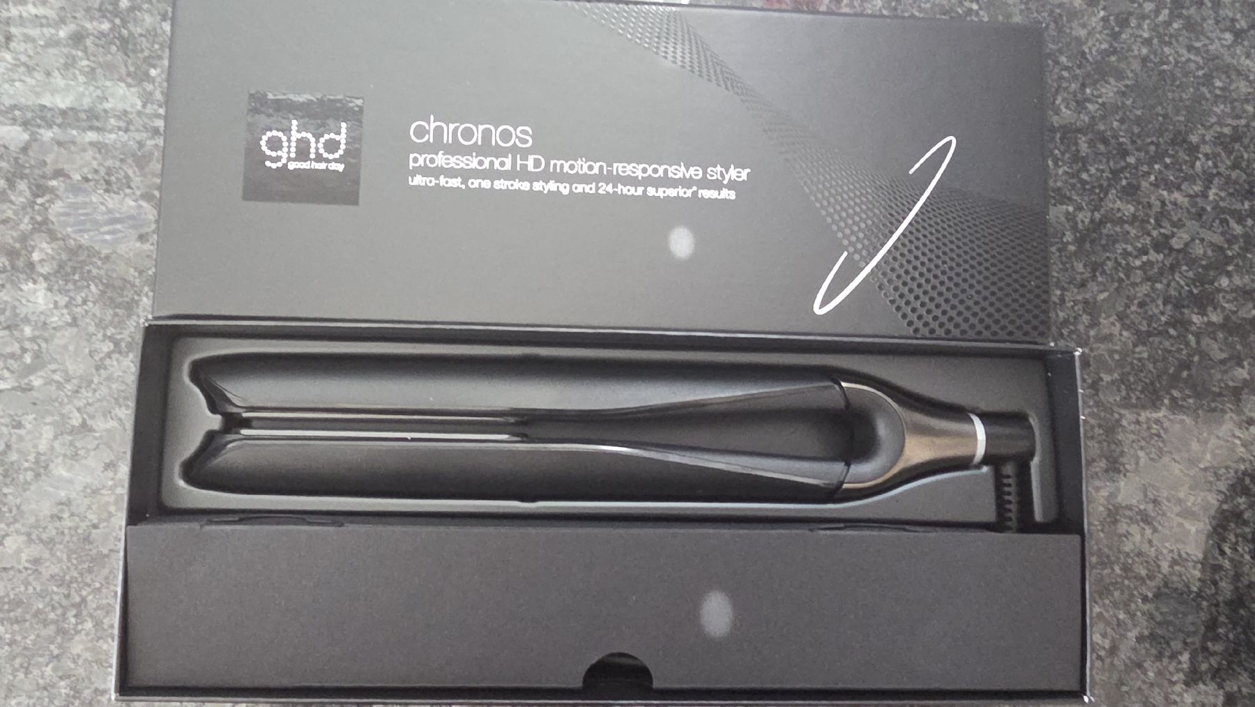 GHD Piastre & Arricciacapelli: GHD Chronos Professional HD Motion-Responsive Styler – Usato da Grüningen venduto da scotus82 5